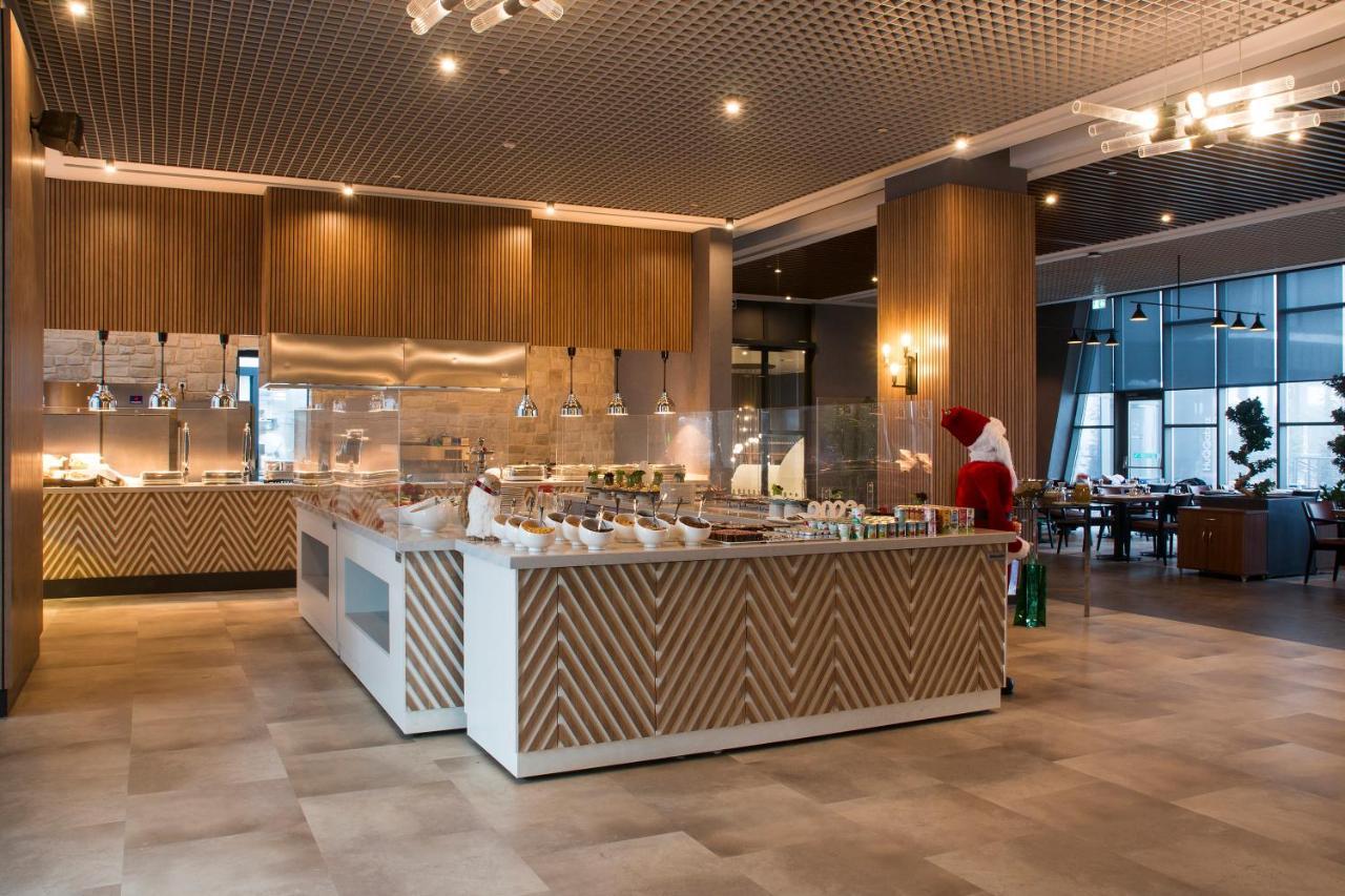 Hotel Radisson Blu Hotel, Mount 4*